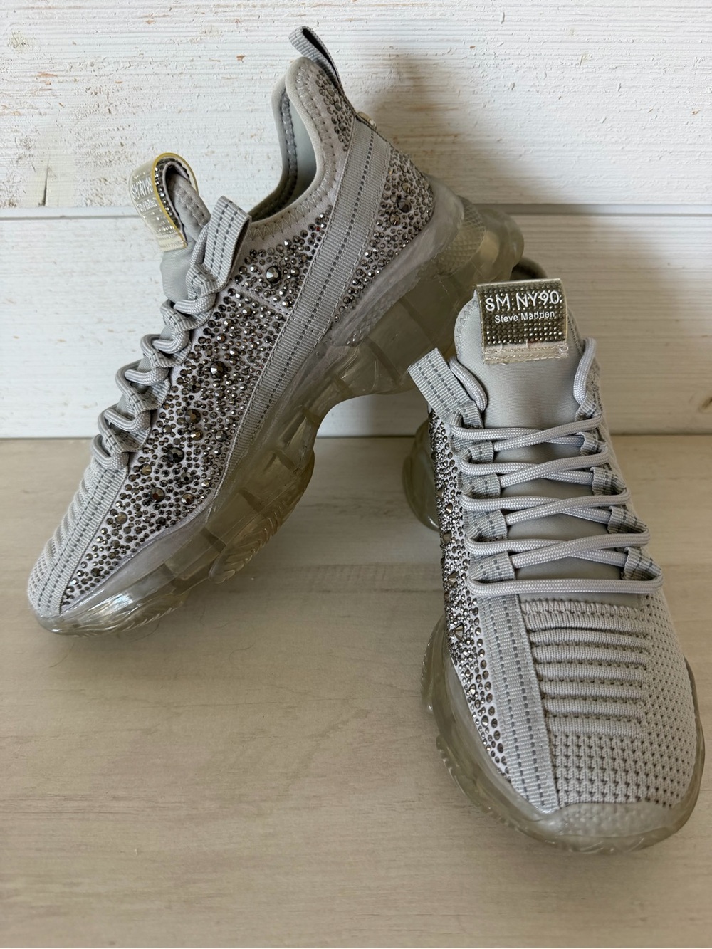 Maxima Steve Madden Women’s Gray Bling Chunky Platform Sneaker’s Size 8M NEW